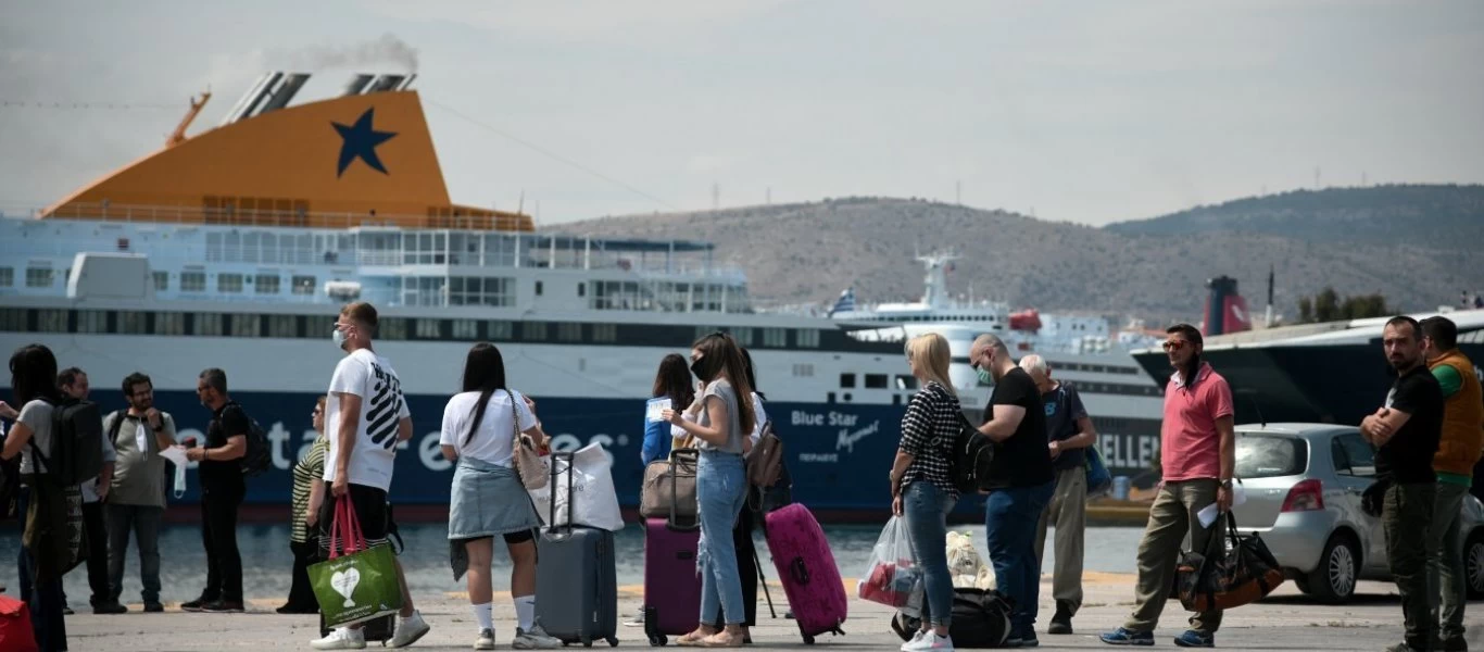 Κοινωνικός Τουρισμός: Ξεπέρασαν τις 300.000 οι αιτήσεις - Πότε λήγει η προθεσμία